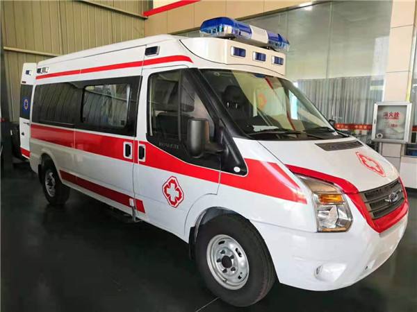 山南福特V362救护车